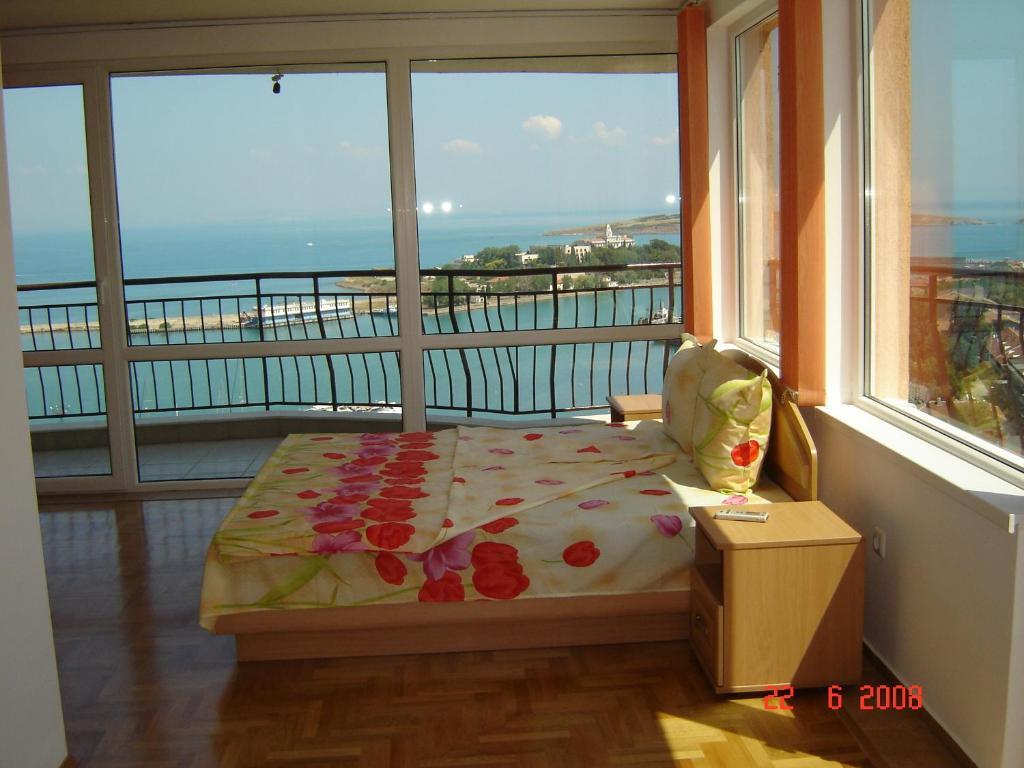 Panoramic Penthouse Sozopol Daire Oda fotoğraf